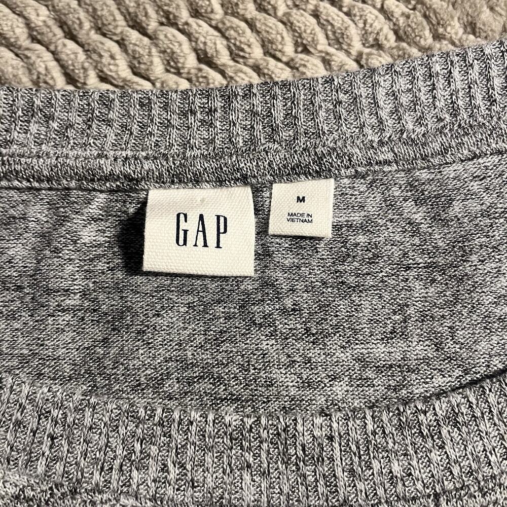 GAP Grey Long Sleeve Size M - Picture 3 of 5